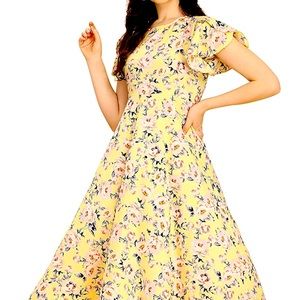 Yellow dress with ruffle hands